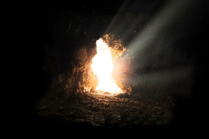 sun rays inside cave